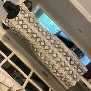 Velvet Torch Above the Knee dress